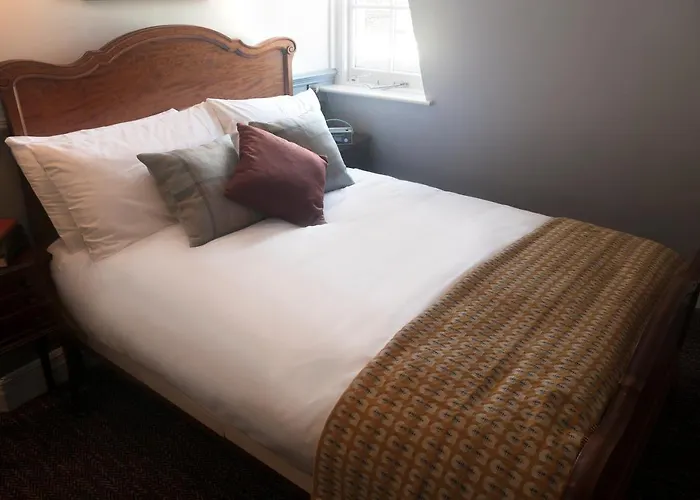 Admiral Hardy Hotel London